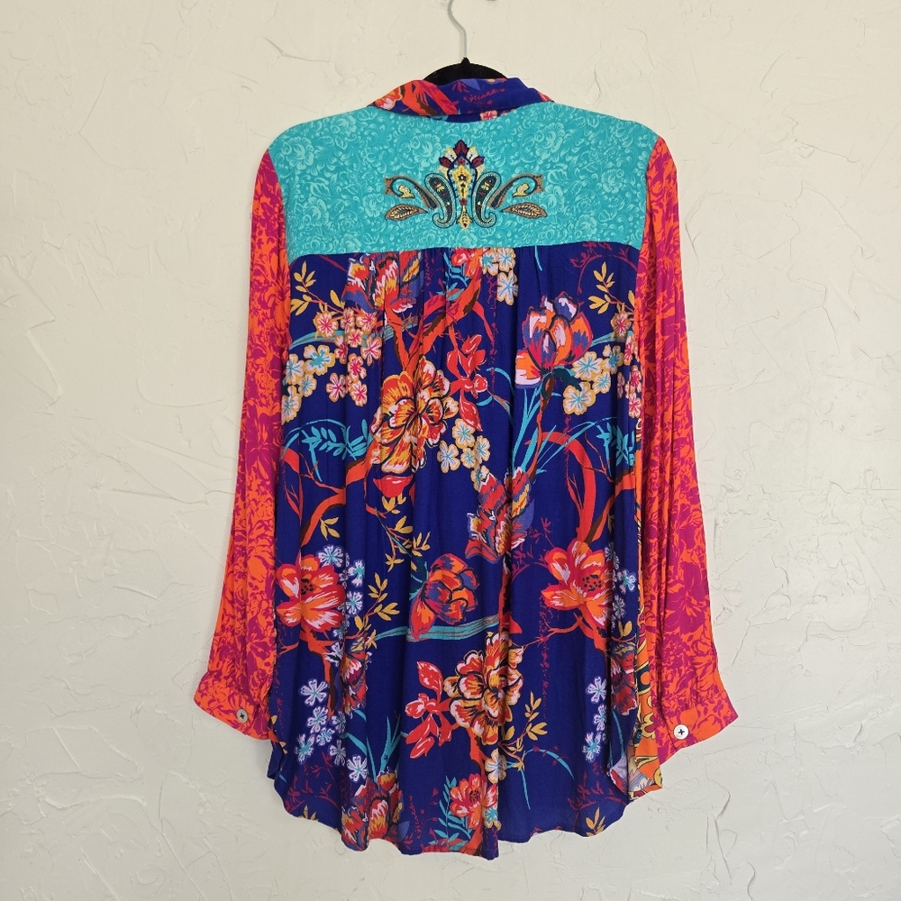 Soft Surroundings Patchwork Embroidered Boho Butt… - image 8